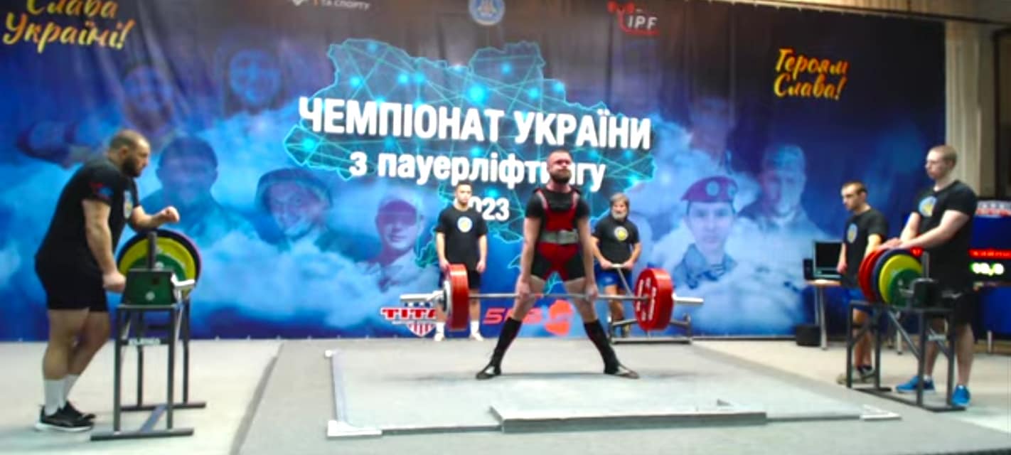 Дві перемоги везуть вінницькі пауерліфтери з Чемпіонату України 2023 року
