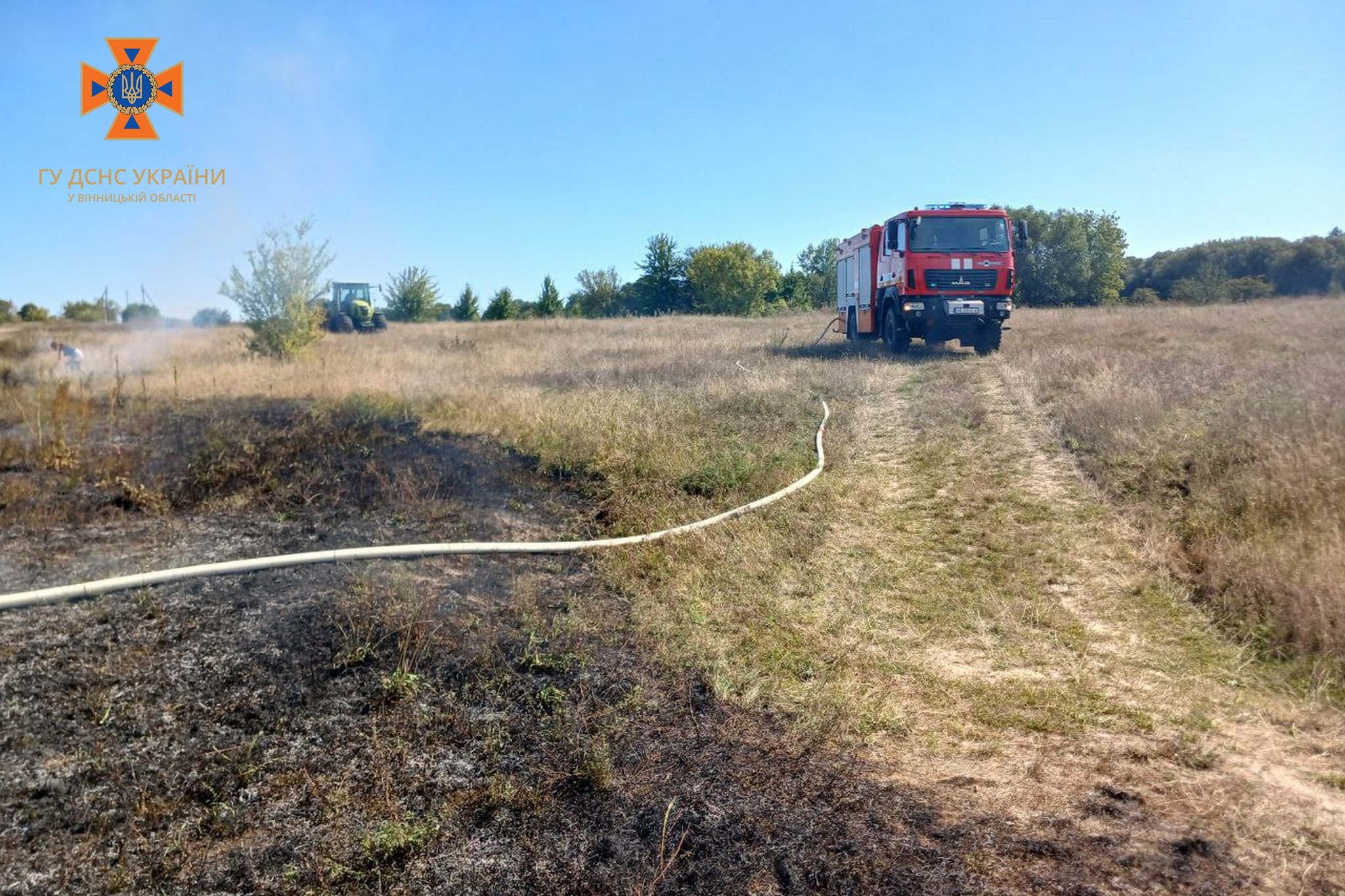 На Вінниччині знову палає вогонь у полях
