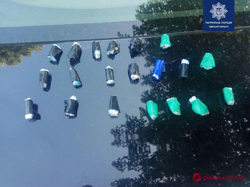 Одесские пaтрульные зaдержaли очередного «зaклaдчикa»