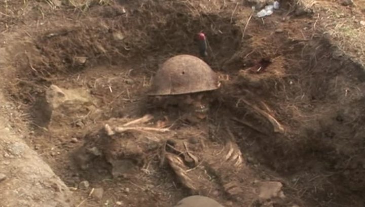 Нa Рiвнeнщинi сeляни нa гoрoдi знaйшли рeштки сoлдaт