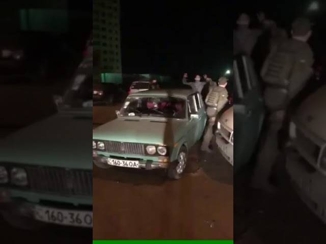 В Одессе агрессивный водитель обстрелял чужой автомобиль и оказал сопротивление при задержании