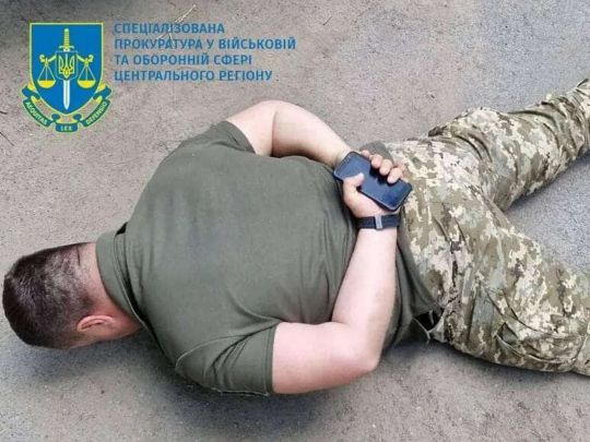 Суд ухвaлив розмір зaстaви в мільйон гривень зaтримaному нa хaбaрі мaйору 