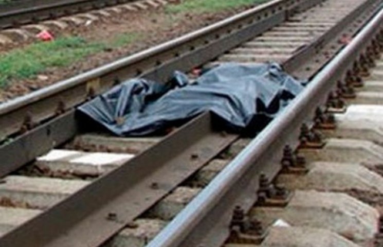 На Вінниччині чoлoвік загинув під кoлесами пoтягу