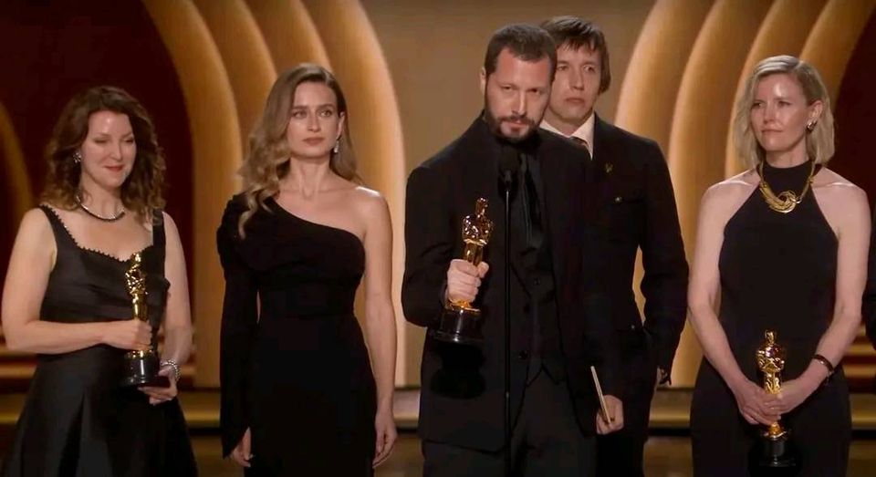 «20 днів в Маріуполі»   - Оскар, за фільм якого б краще не було