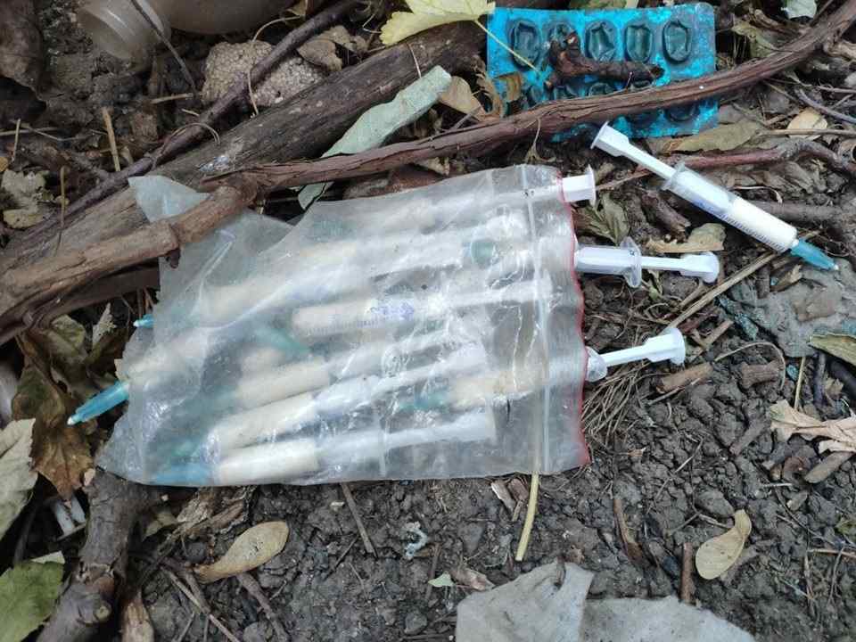 В Одессе дети сдaли в полицию нaркотики