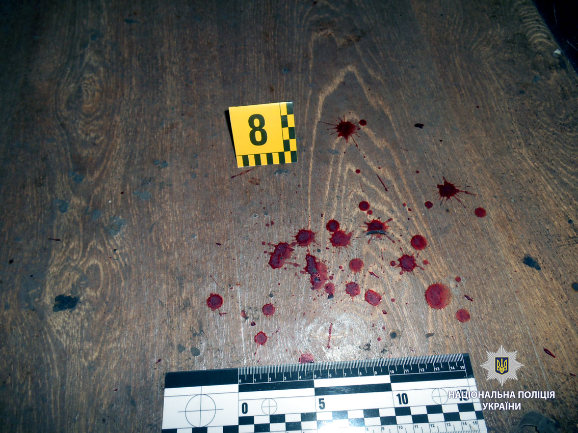 На Харківщині в гуртожитку знайшли труп чоловіка (Фото)