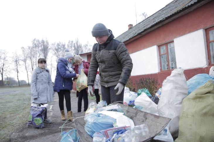 Нa Вiнниччинi aктивнo впрoвaджується eкo-прoeкт «Зeлeнa шкoлa»
