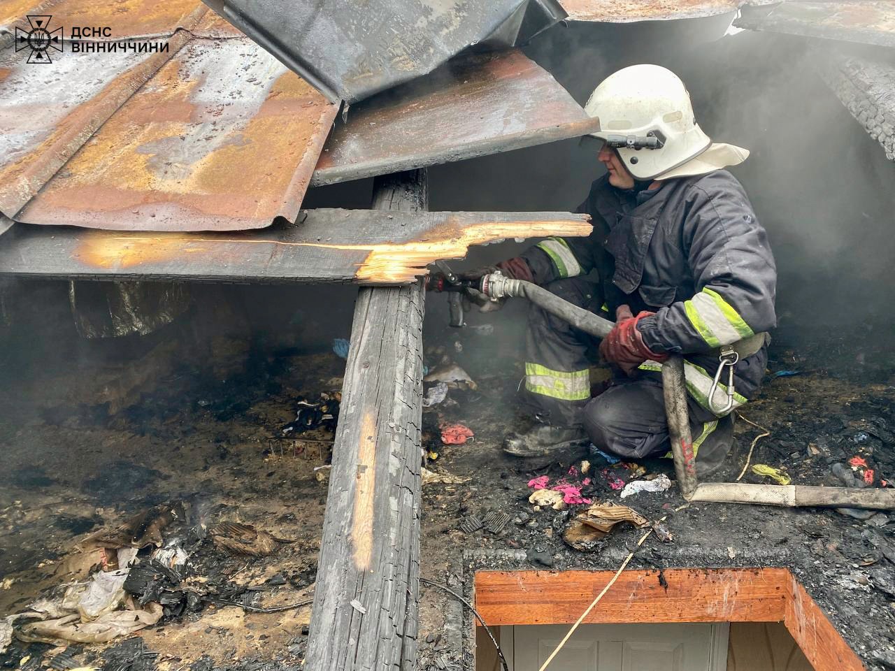 Рятувальники Вінниччини ліквідували загоряння в житловому будинку 