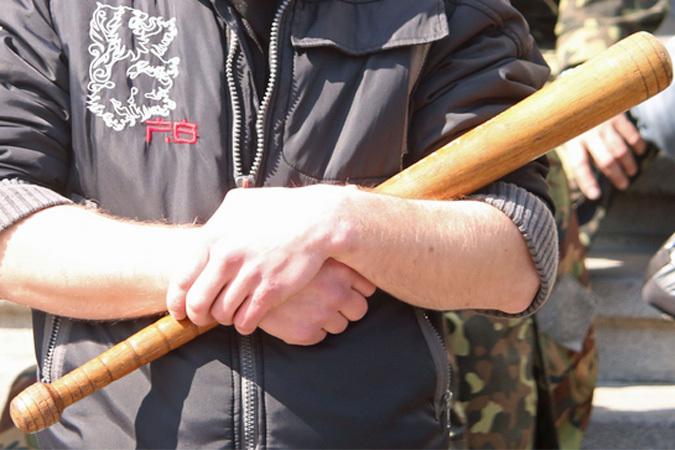 На Рівненщині люди в балаклавах з битами напали на лісову охорону