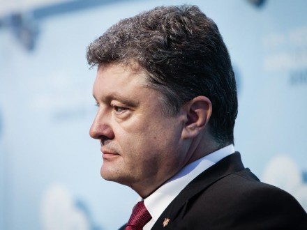 П.Порошенко назвав визнання Росією паспортів "ДНР/ЛНР" доказом окупації Донбасу