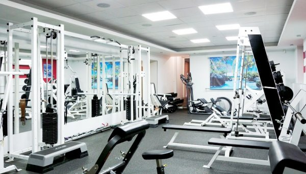 У Франківську хлопець раптово помер під час тренування у спортклубі