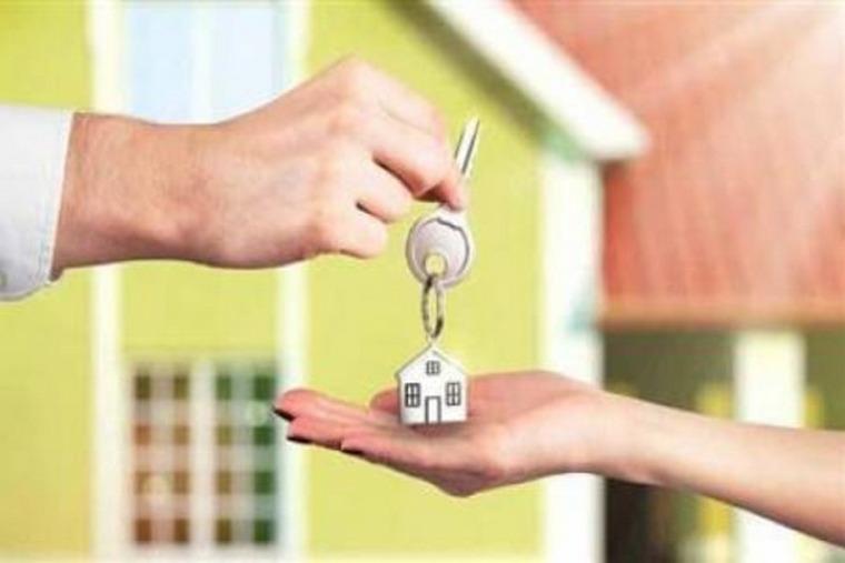 Вінничaни сьогодні отримaли ключі від квaртир у новому муніципaльному будинку