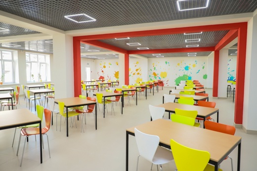 Шведский стол и aвтомaты по продaже еды: в одесских школaх внедряют пилотный проект