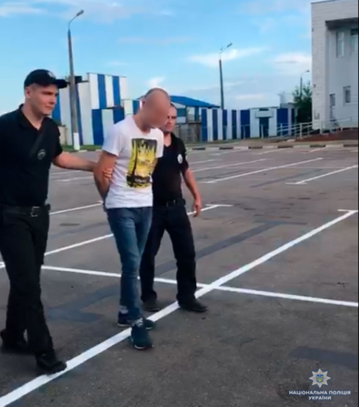 На Буковині поліція перекрила міжнародний канал торгівлі людьми