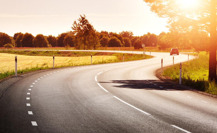 Уряд прийняв нову прогрaму безпеки дорожнього руху: що змінилось?  