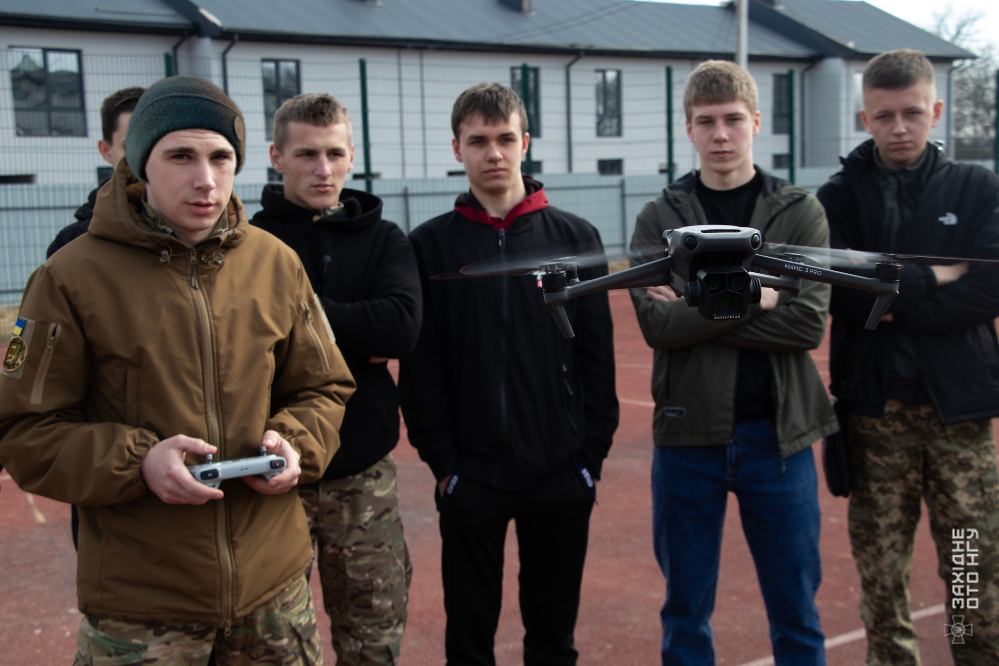 Вінницькі нацгвардійці провели урок мужності для ліцеїстів