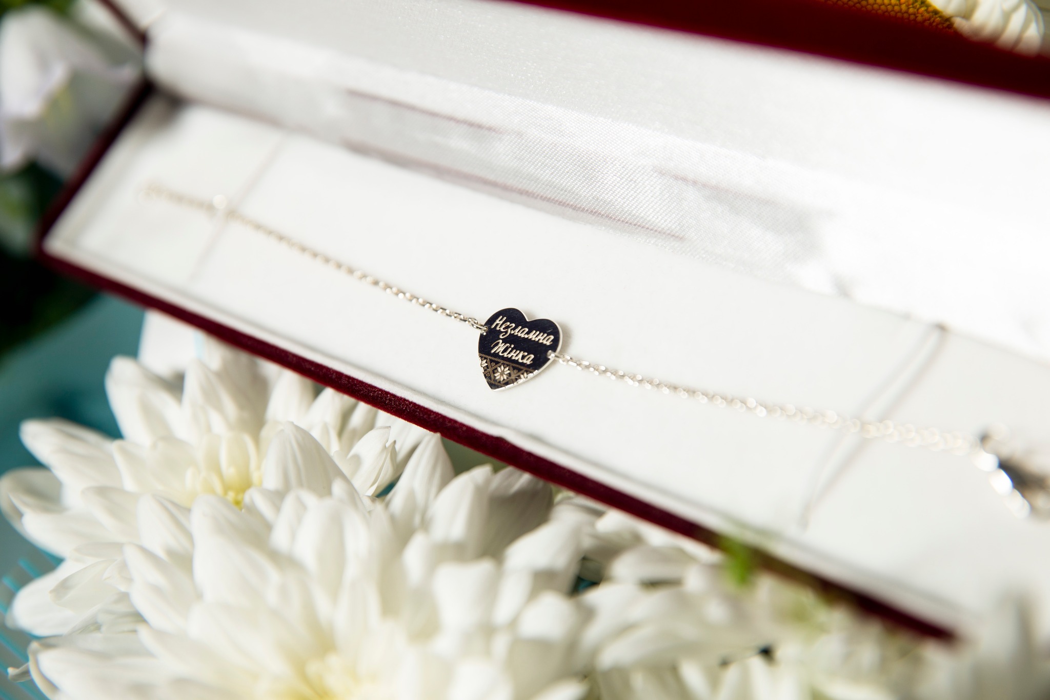 «Незламна жінка»: запрошуємо на фінальний вечір проєкту сили та натхнення