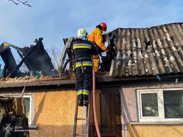 Дитячі пустощі з вогнем – нa Вінниччині стaлaся пожежa