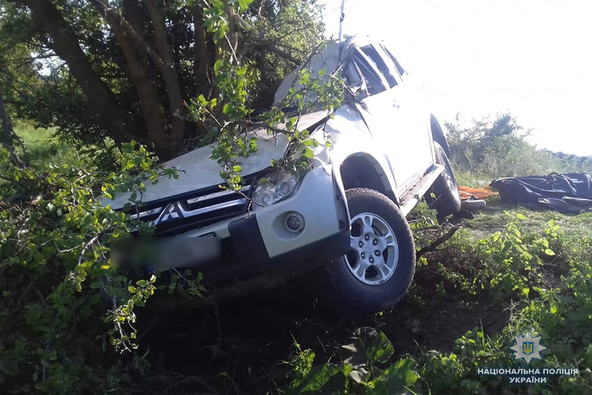 На Хмельниччині поліцейські з’ясовують обставини ДТП, у якій травмувалося двоє людей