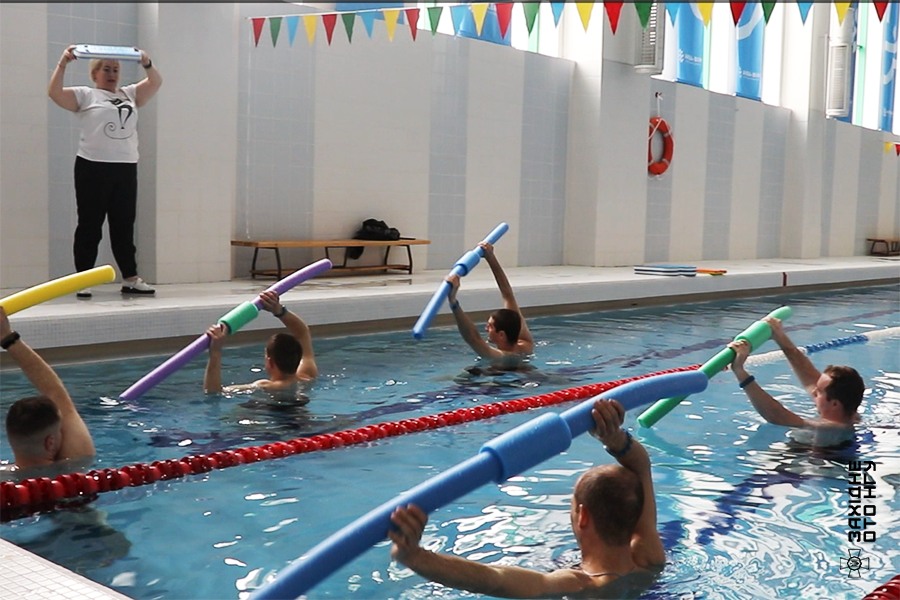  Вода лікує: поранені вінницькі гвардійці проходять реабілітацію в басейні