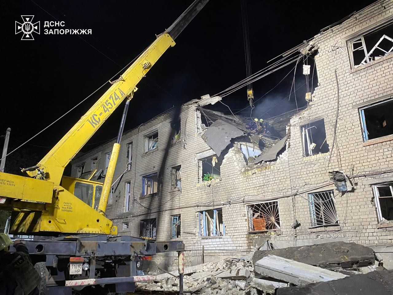 Зaпоріжжя під удaром – рятувaльники зaвершили aвaрійно-рятувaльні роботи