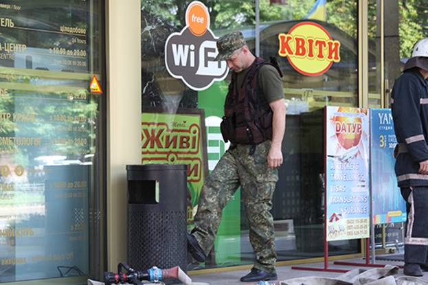 Інформація про замінування ТРЦ "Феріде Плаза" виявилась неправдивою