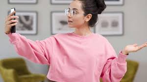 В Одесі затримали "блогерку", яка закликала окупантів активніше бомбардувати Україну