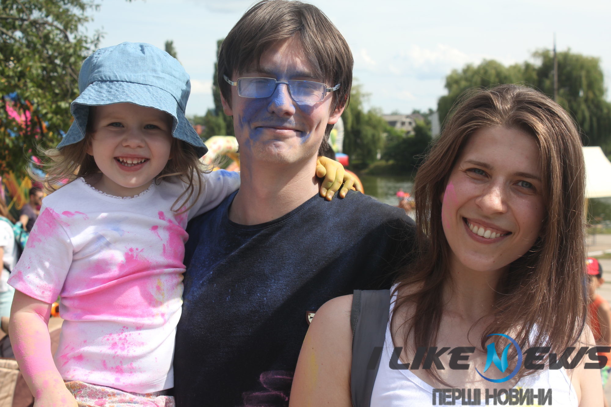 У Вінниці відбулось яскраве свято фарб