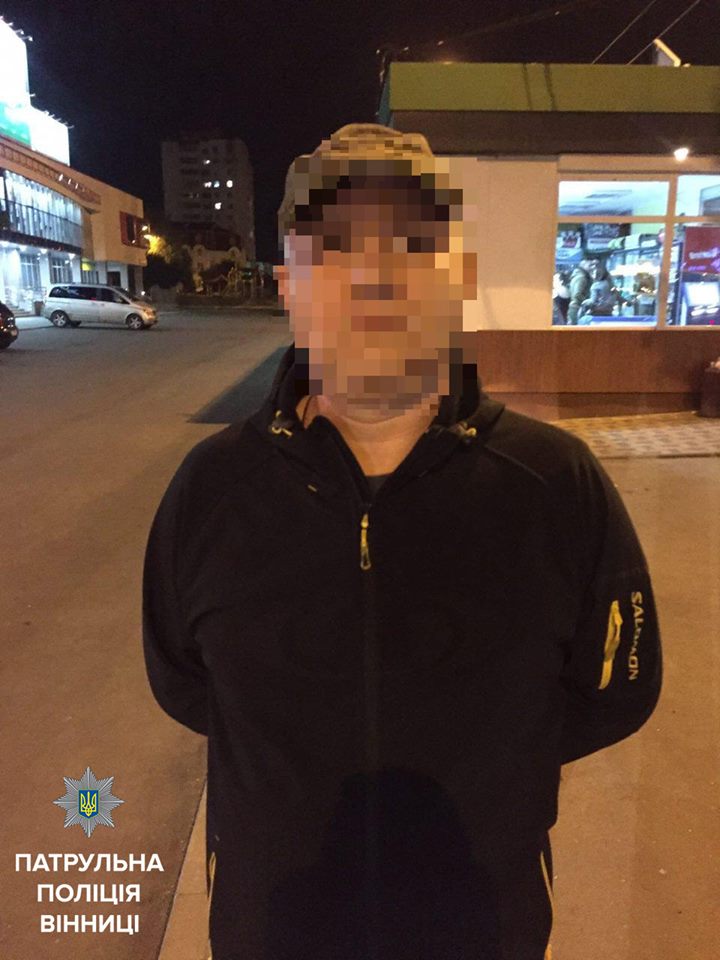 Вінничанин вночі поцупив у знайомої iPhone