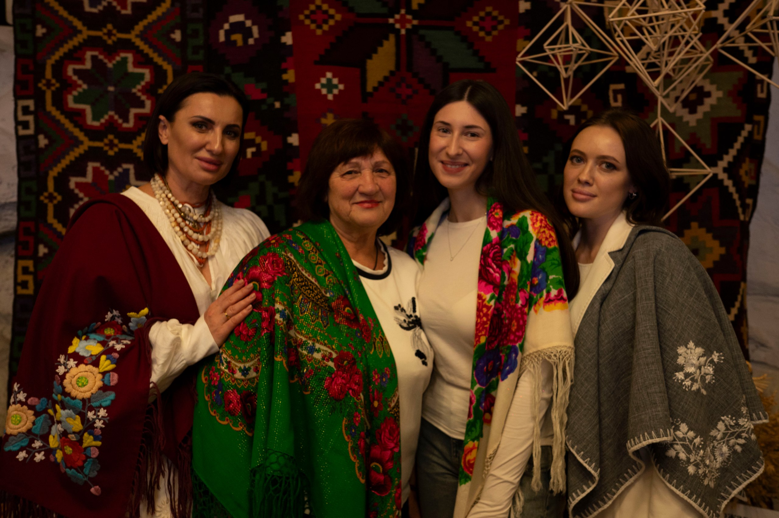 У Вінниці відзначили Всесвітній День Української Хустки: «Хустка Відродження» об’єднала п’ять Континентів світу