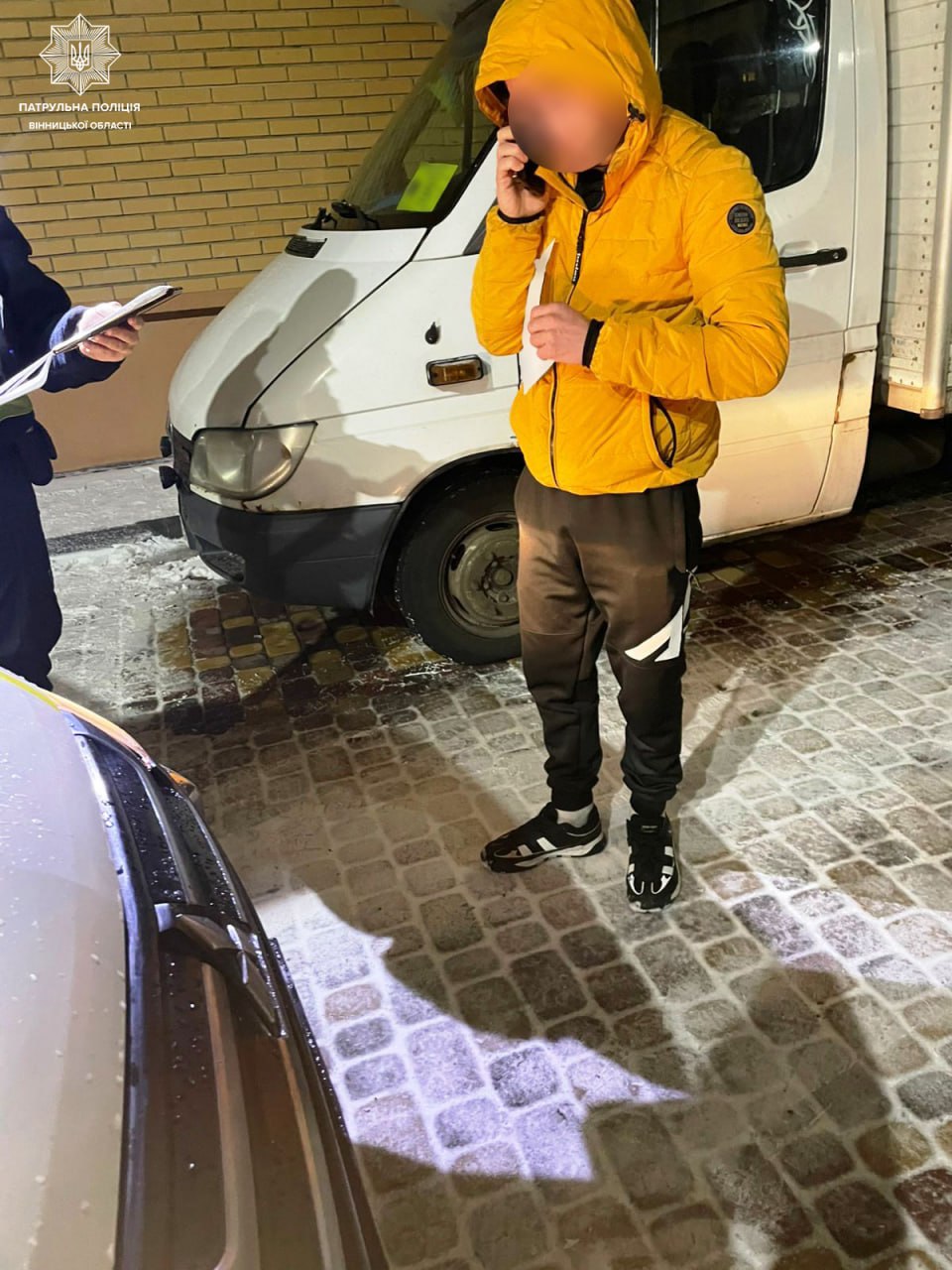 У Вінниці водій напідпитку і без прав намагався керувати авто 