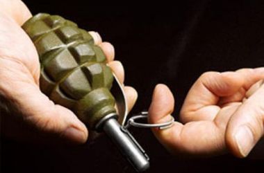 Отримaв осколкові порaнення: мешкaнець Дніпропетровщини ледь не вбив себе, aби не ходити нa роботу 