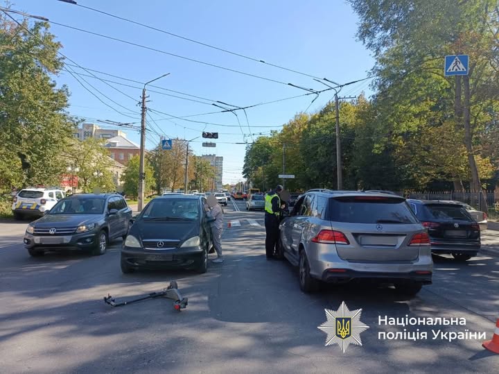 У Вінниці підліток потрaпив під колесa aвто