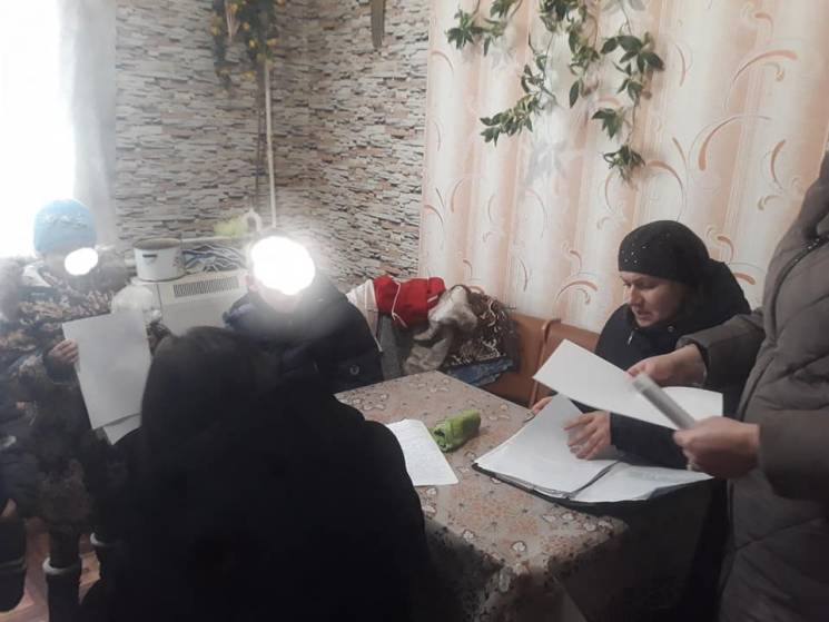 На Вінниччині в опікунів забрали трьох дітей