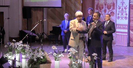 У Вінниці активісти намагались зірвати проведення міжнародного Шевченківського свята