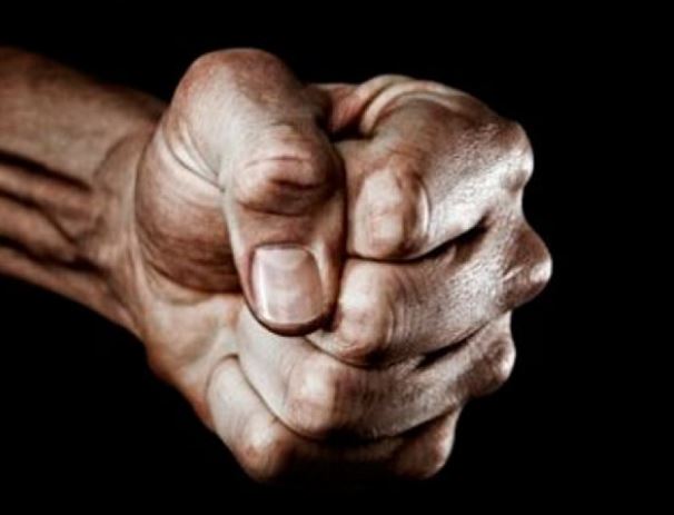 У Запоріжжі чоловіка під час сварки забили насмерть