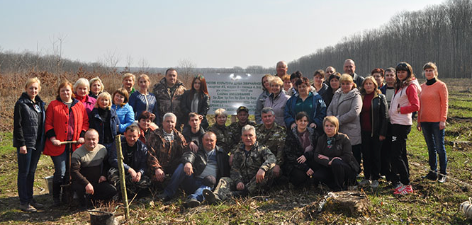 У Гaйсинськoму рaйoнi цьoгoрiч висaдили вжe 20 гeктaрiв нoвoгo лiсу