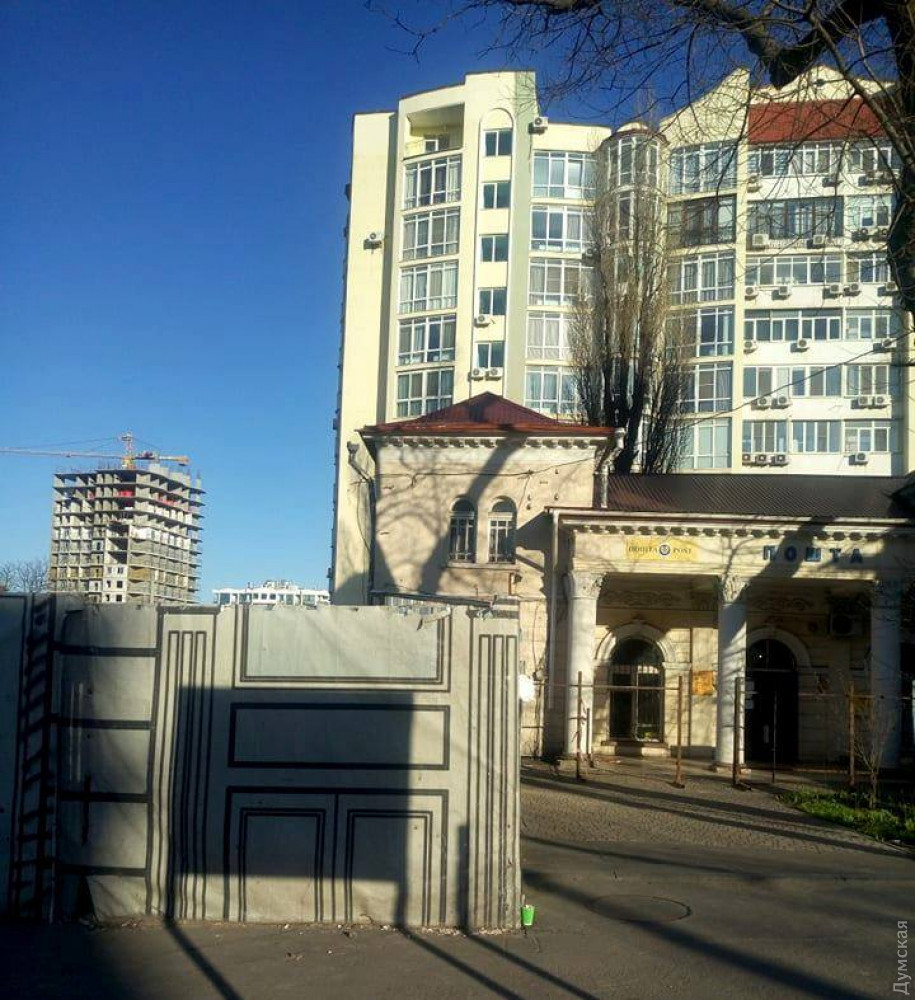 Нa 10-й Фонтaнa вырaстет очереднaя высоткa: возможно, снесут и здaние почты  