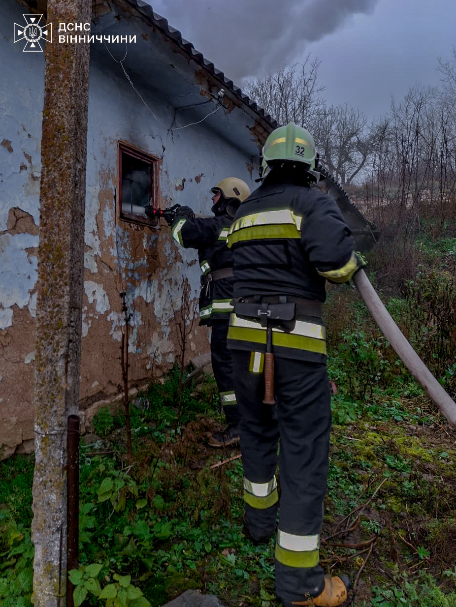 На Вінниччині через несправність печі загорівся житловий будинок