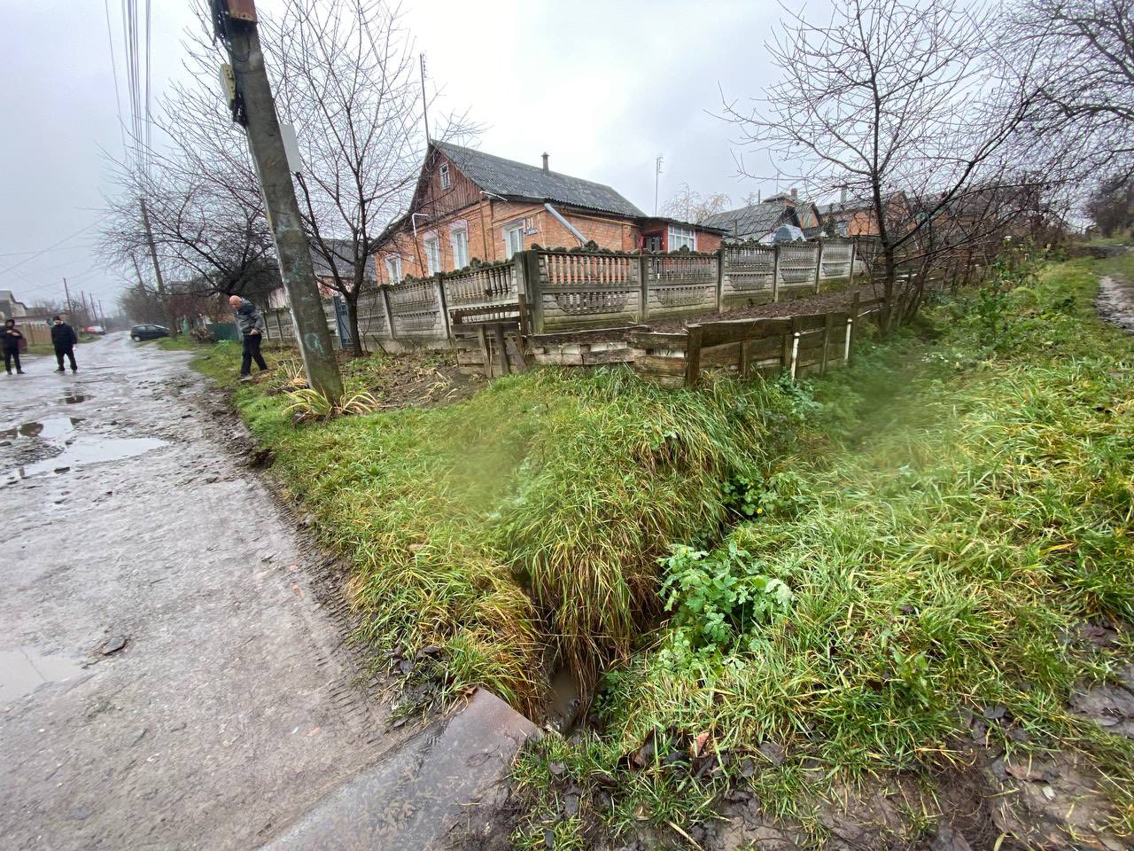 У Вінниці оштрафували власника садиби, який зливав нечистоти в струмок