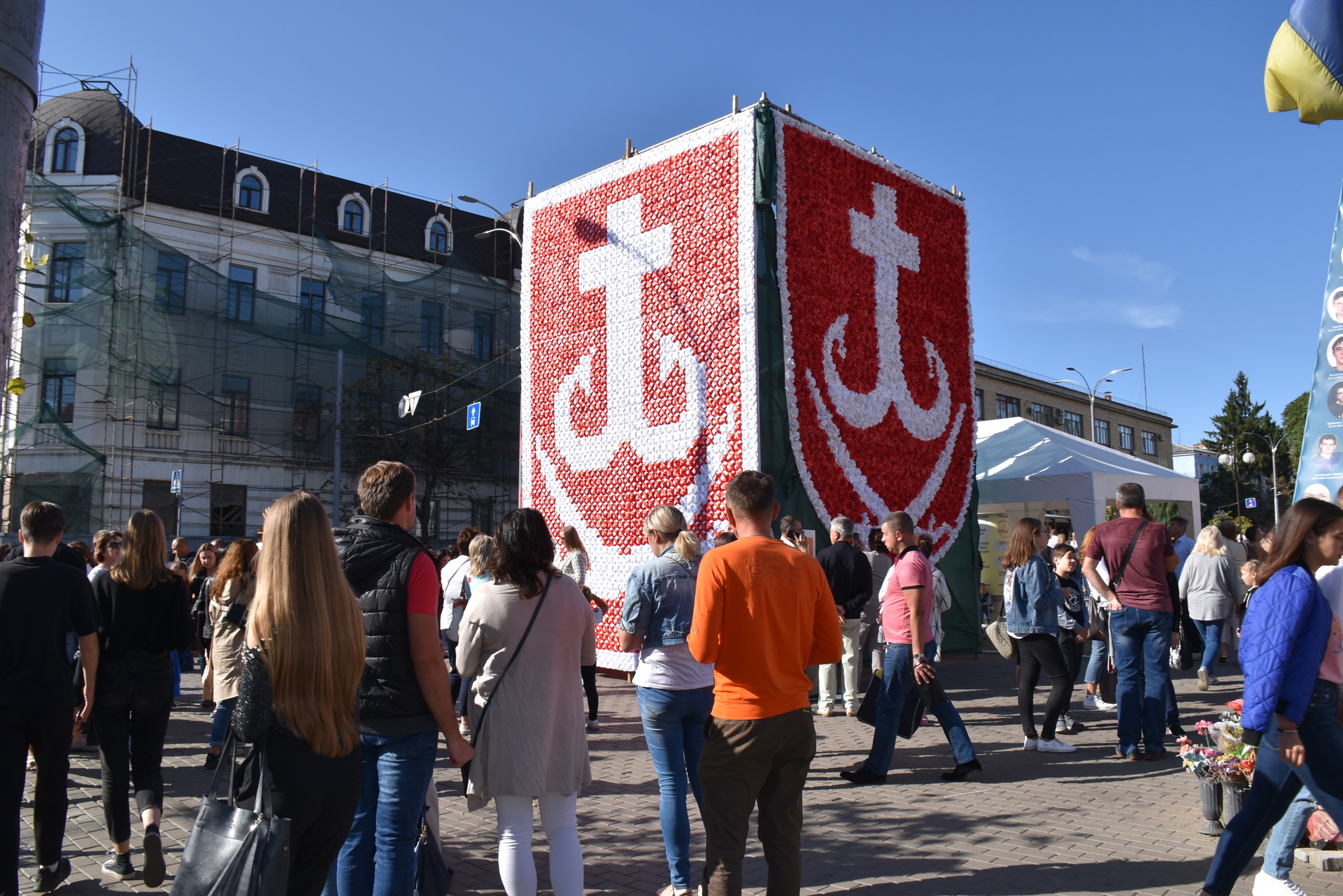  30 років тому: у цей день Герб і прапор Вінниці отримали офіційне затвердження