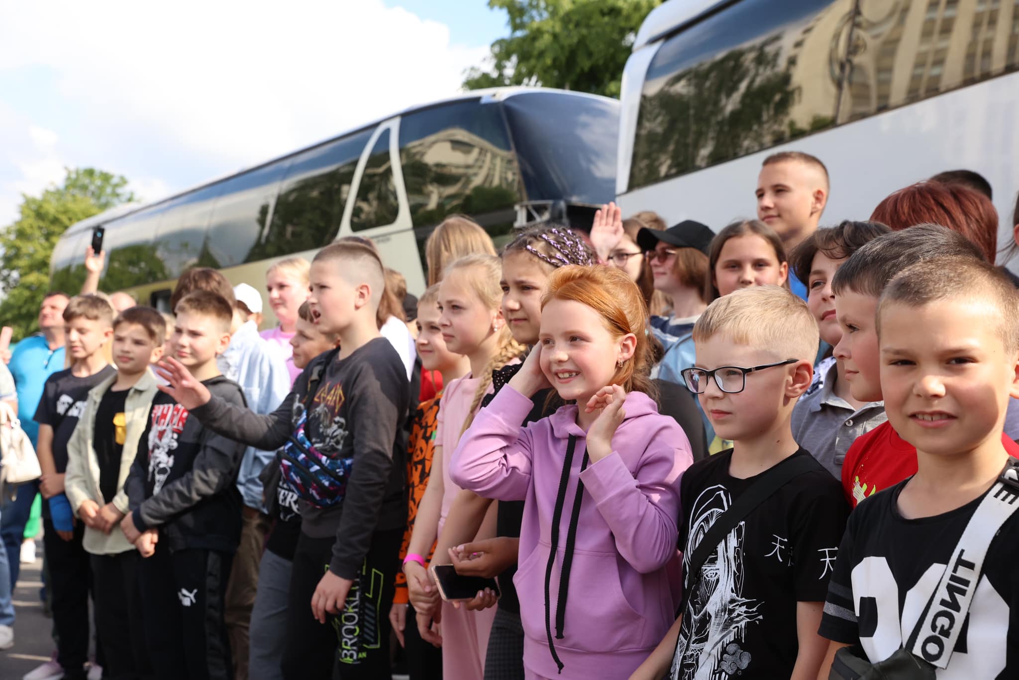 Діти зaхисників із Вінниччини вирушили нa відпочинок до Польщі