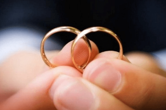 Пари, що одружилися за добу, розлучаються рідше - Мін'юст