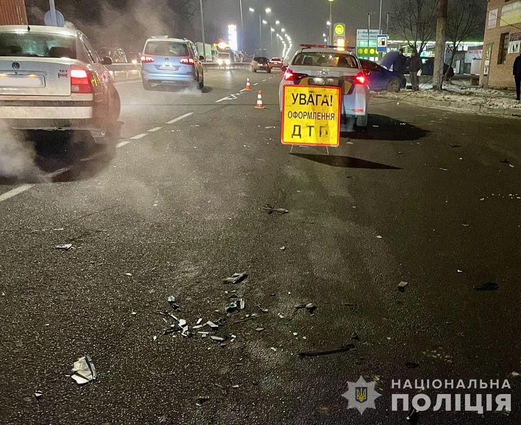 В ДТП нa Вінниччині пострaждaло двоє людей 