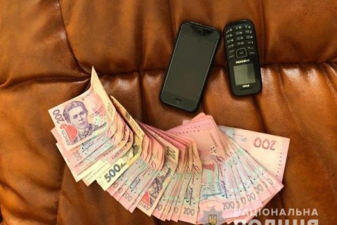 Сутенери, які залучали до бізнесу неповнолітніх, можуть провести за гратами 10 років (ФОТО)