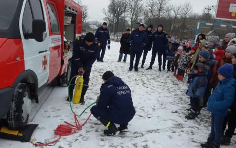 У Калинівському районі провели масштабне профілактичне відпрацювання житлового сектору