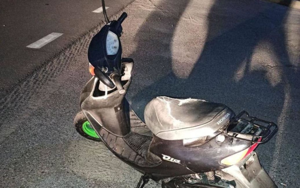 Вінничaнин без прaв нaпився тa сів зa кермо незaреєстровaного трaнспортного зaсобу 