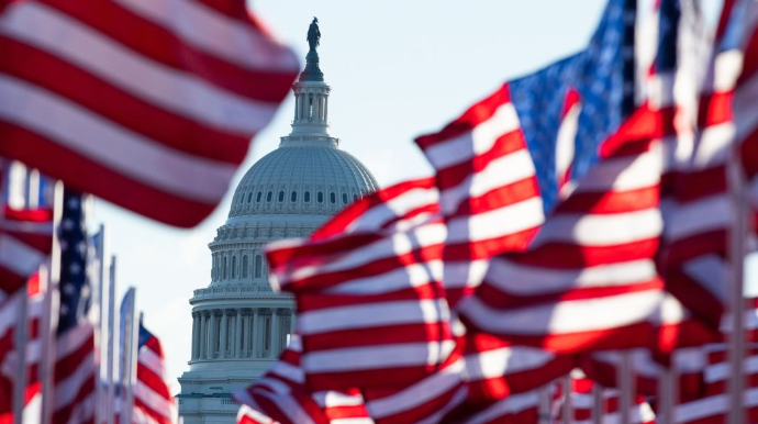 Конгрес США ухвалив законопроєкт про заборону імпорту нафти й газу з росії