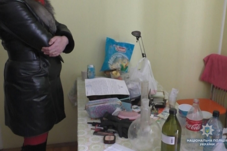 Вінничанка винайняла квартиру, щоби варити амфетамін