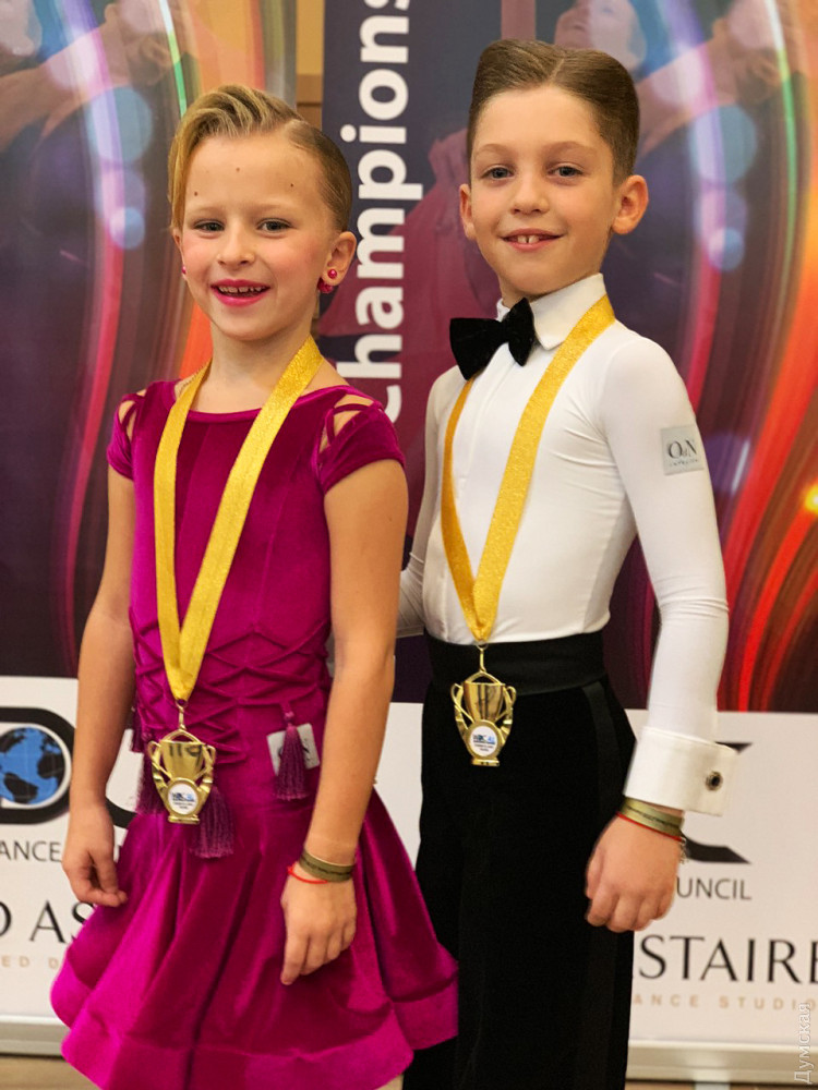 Юные одесские тaнцоры стaли чемпионaми мирa в предместье Пaрижa